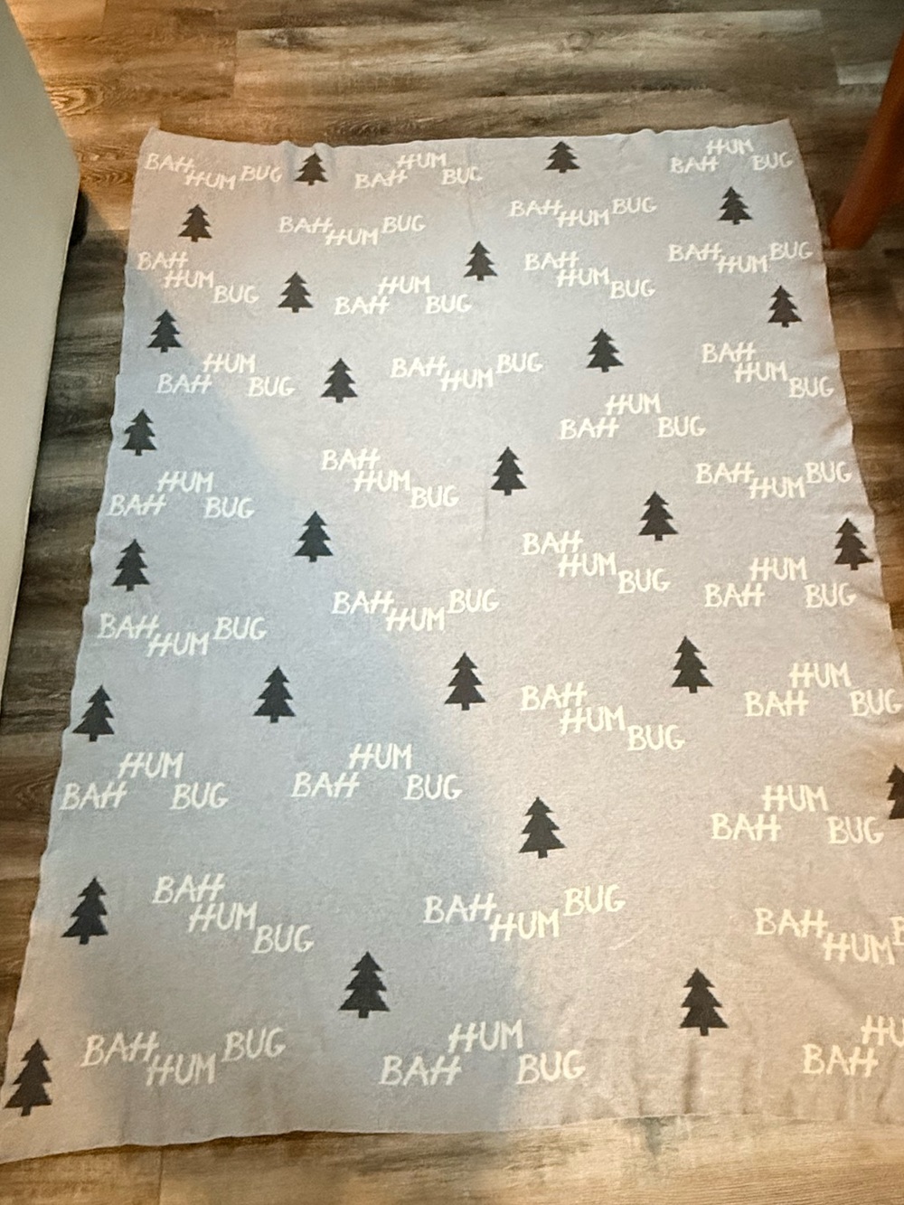 Artisan de Luxe Home 'Bah Humbug' Grey Decorative Throw Blanket